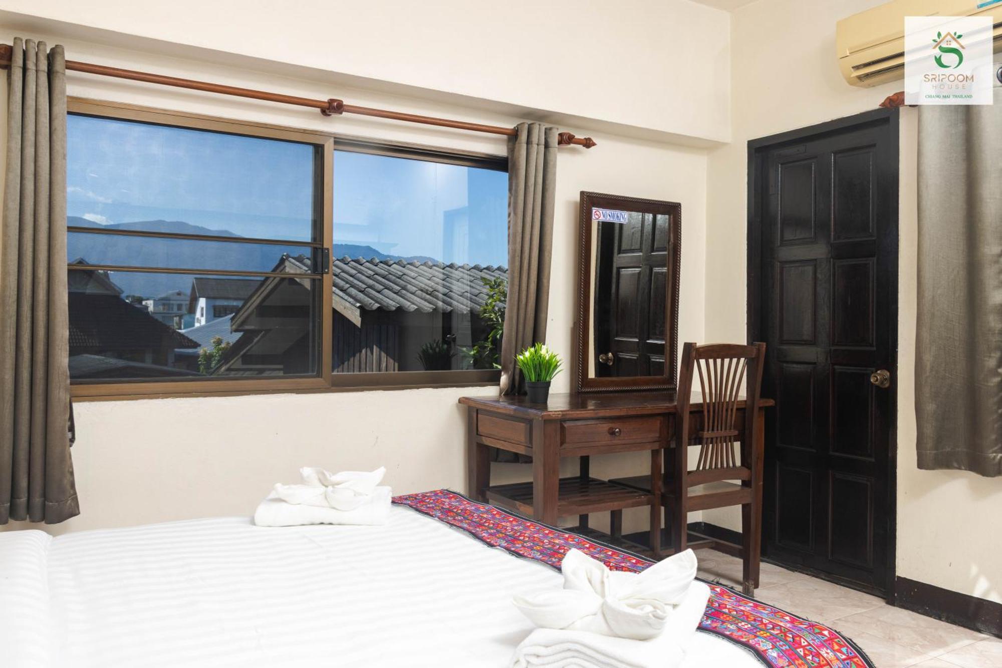 Sripoom House 1 Otel Chiang Mai Dış mekan fotoğraf