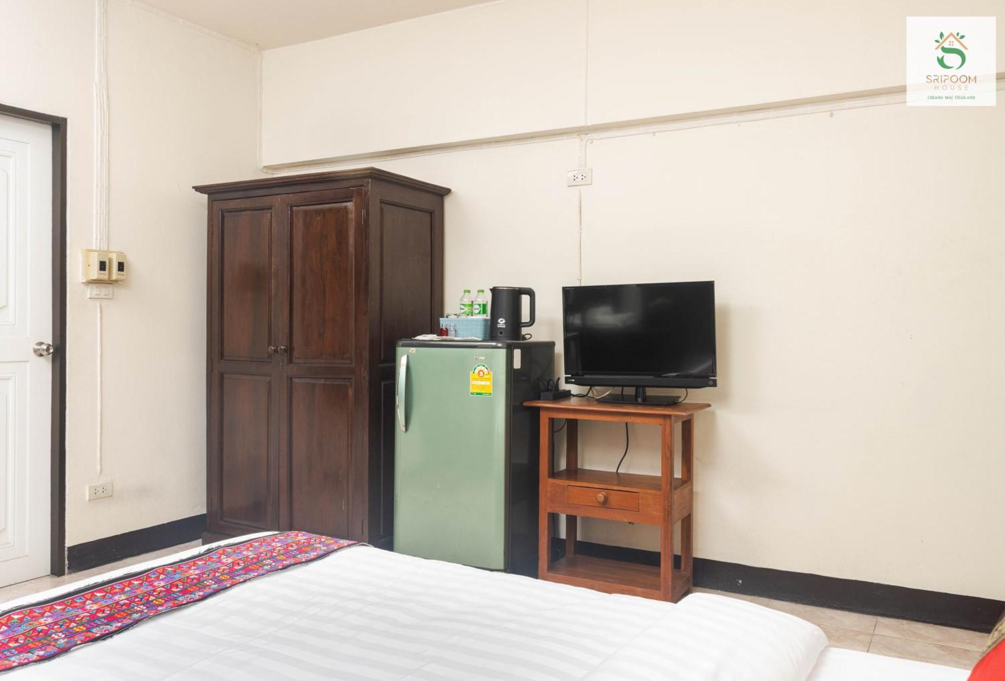 Sripoom House 1 Otel Chiang Mai Dış mekan fotoğraf